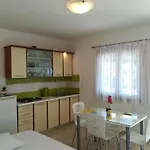 Mit Ueberdachter Terrasse By Interhome Apartment *