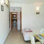 Apartment Mit Ueberdachter Terrasse By Interhome