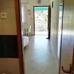 Mit Ueberdachter Terrasse By Interhome *