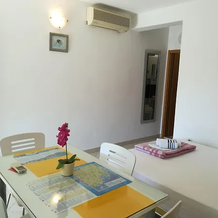 Mit Ueberdachter Terrasse By Interhome Rogoznica (Sibenik-Knin)