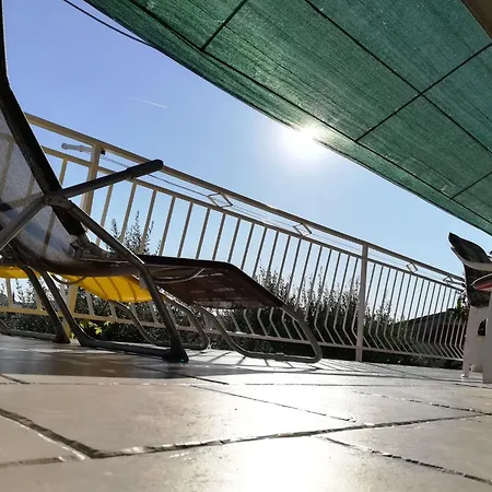 Mit Ueberdachter Terrasse By Interhome *