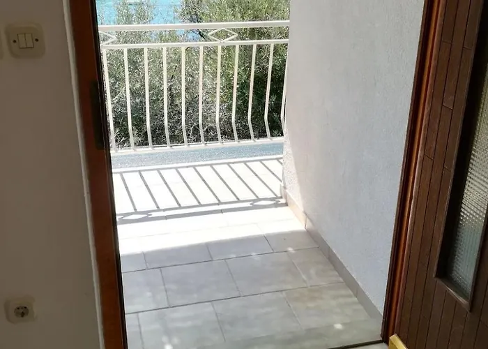 Διαμέρισμα Mit Ueberdachter Terrasse By Interhome *