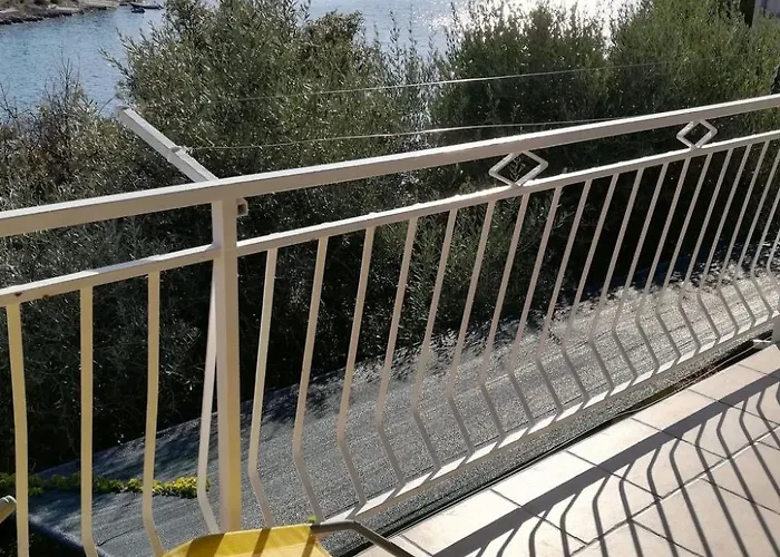 Mit Ueberdachter Terrasse By Interhome Apartment